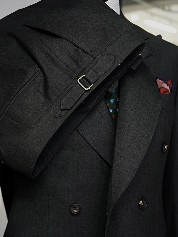 Black 2-piece Double-breasted Peak Lapel suit