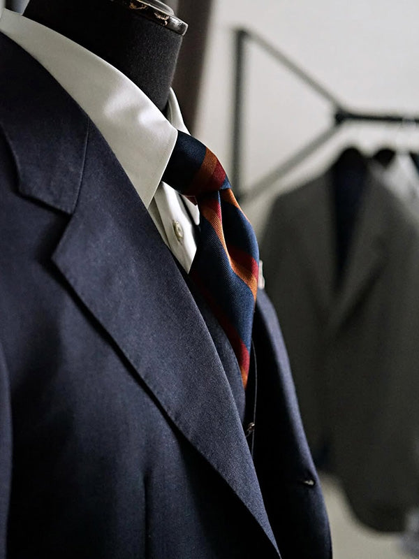 Blue 3-piece single-breasted Notch Lapel suit