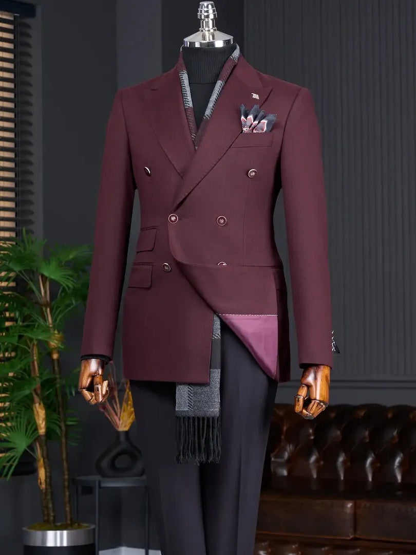 Men’s Burgundy Peak Lapel Double-Breasted Prom Suit