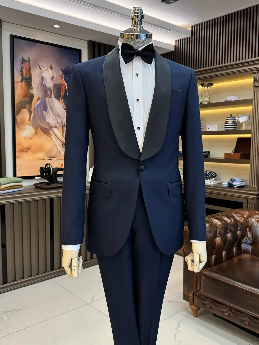 Navy Blue Shawl Lapel Tuxedo Suit for Men – Classic One-Button Wedding & Prom Suit