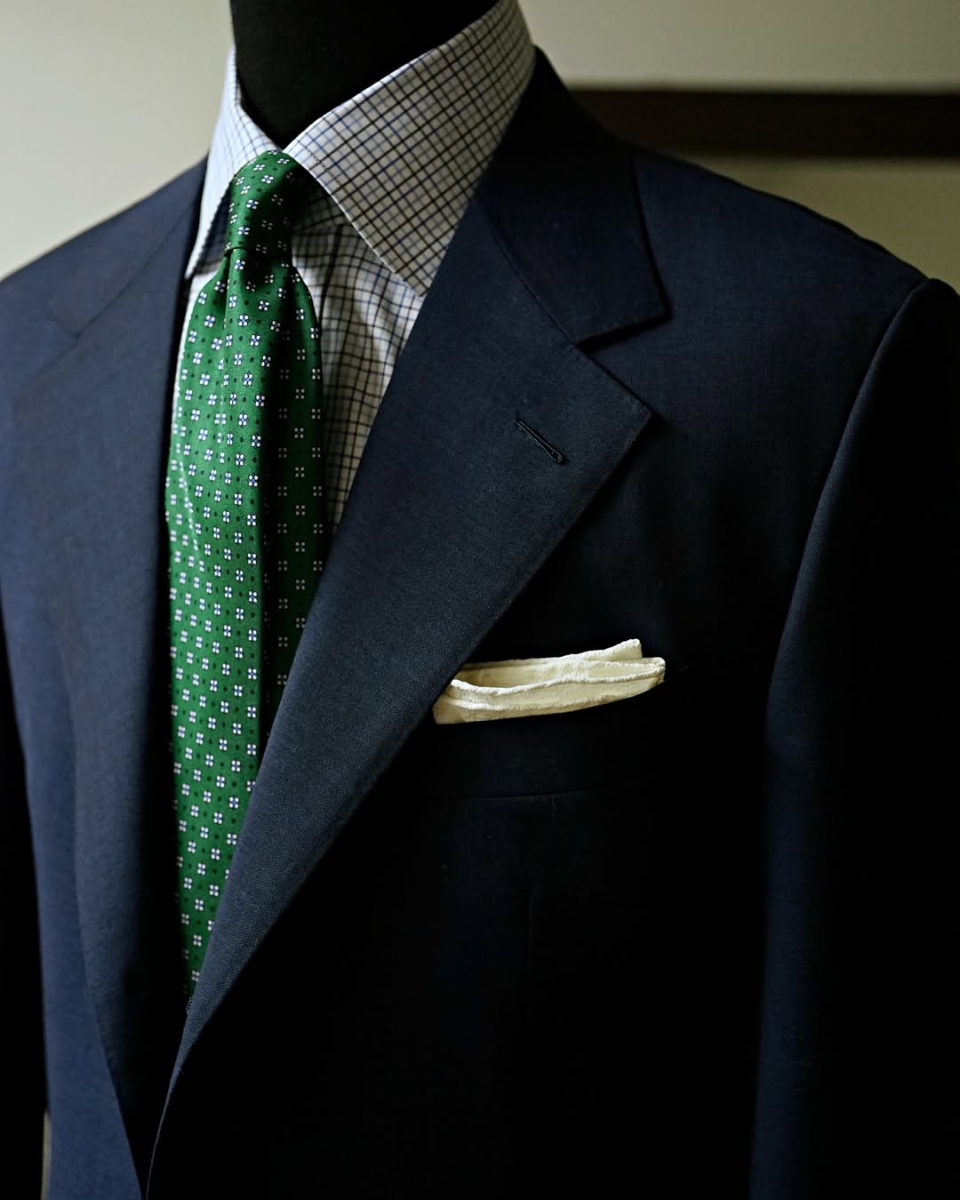 Navy Blue 2-Piece Notch Lapel Single Breasted Business Suit