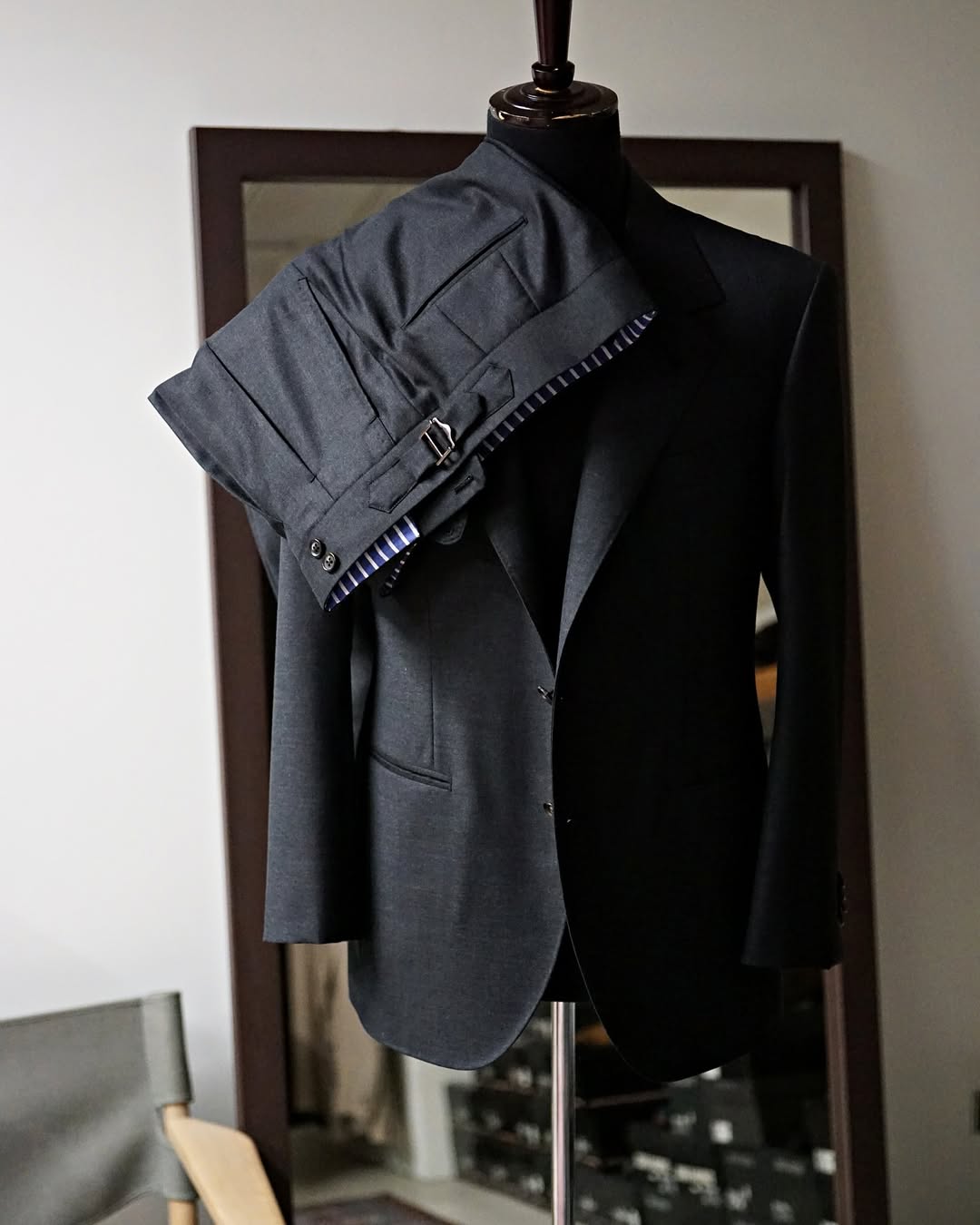 Black 2-Piece Notch Lapel Single Breasted Business Suit