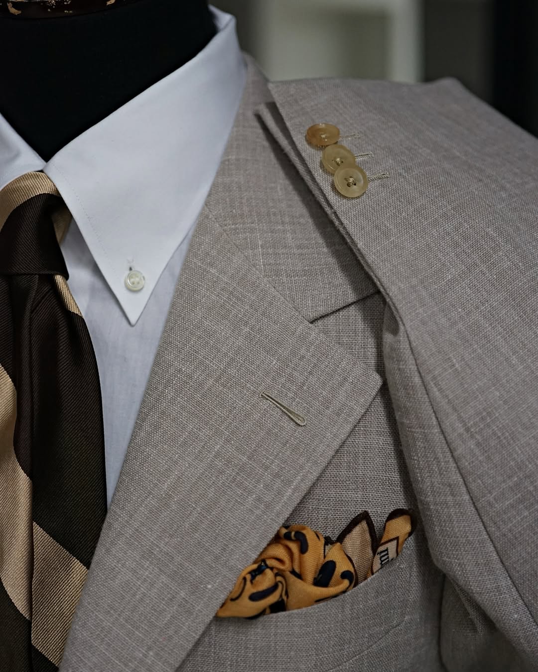 Grey 2-piece Notch Lapel Single-breasted suit