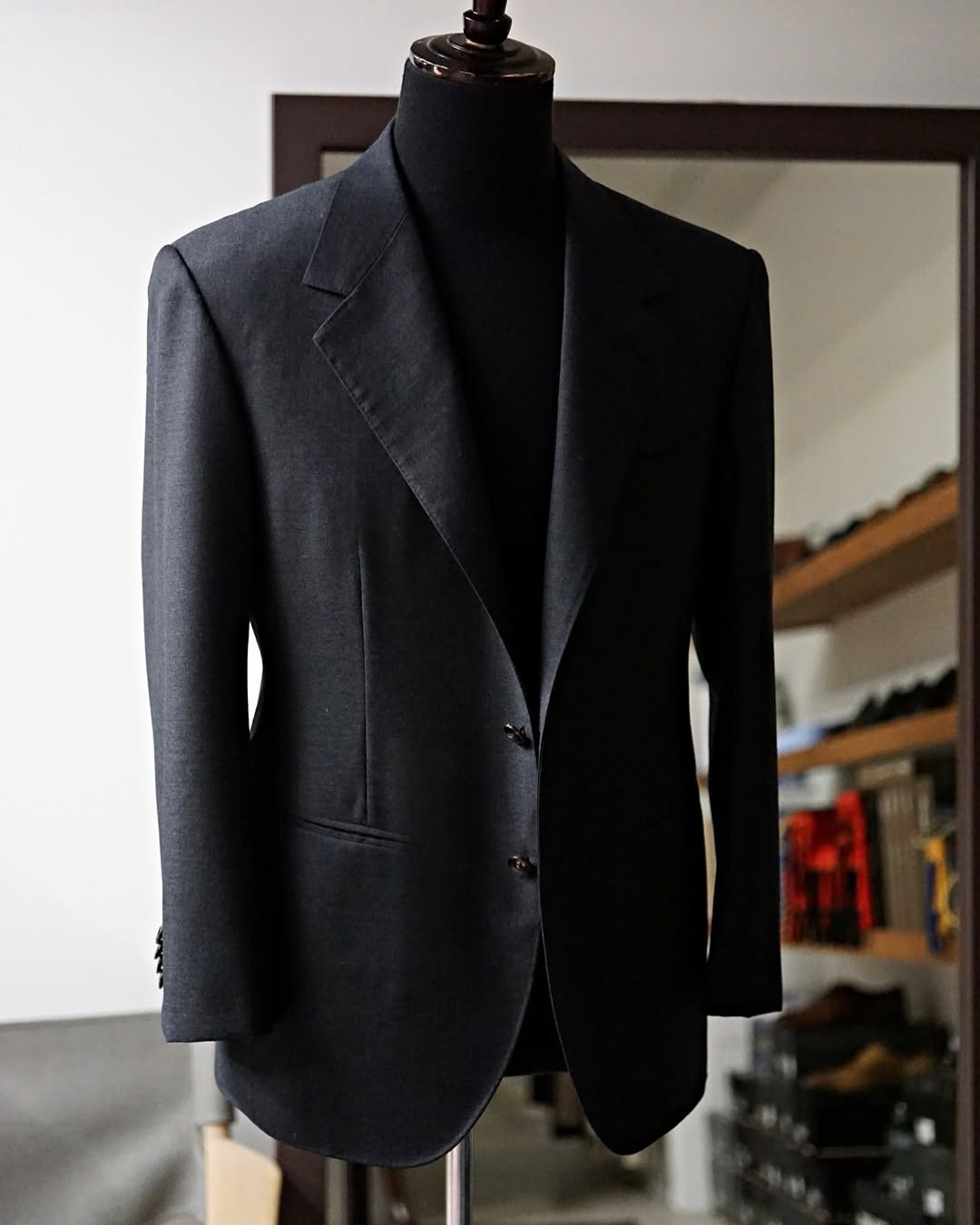 Black 2-Piece Notch Lapel Single Breasted Business Suit