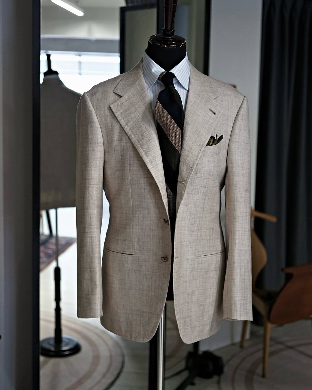 Grey 2 Piece Notch Lapel Single Breasted Suit