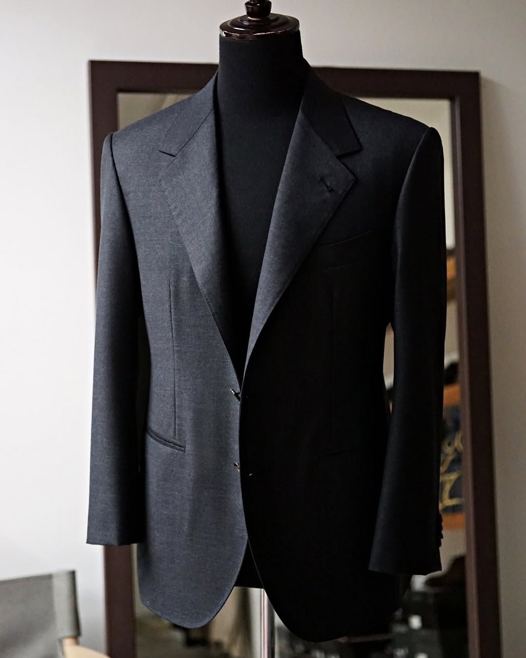 Black 2-Piece Notch Lapel Single Breasted Business Suit