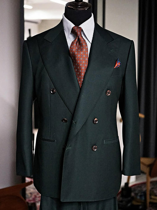Green 2-piece double-breasted Peak Lapel suit