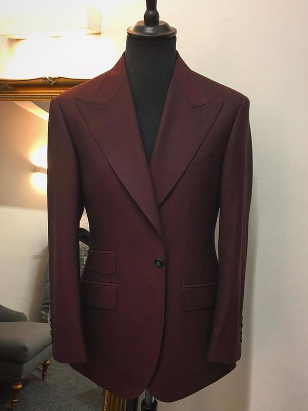 Reddish brown 2-piece 1-button Peak Lapel suit