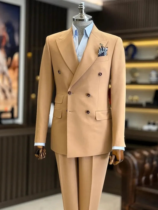 Men’s Brown Peak Lapel Double-Breasted Business Suit